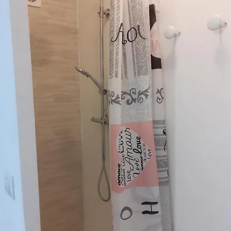 Apartment F1 Proche Mer *